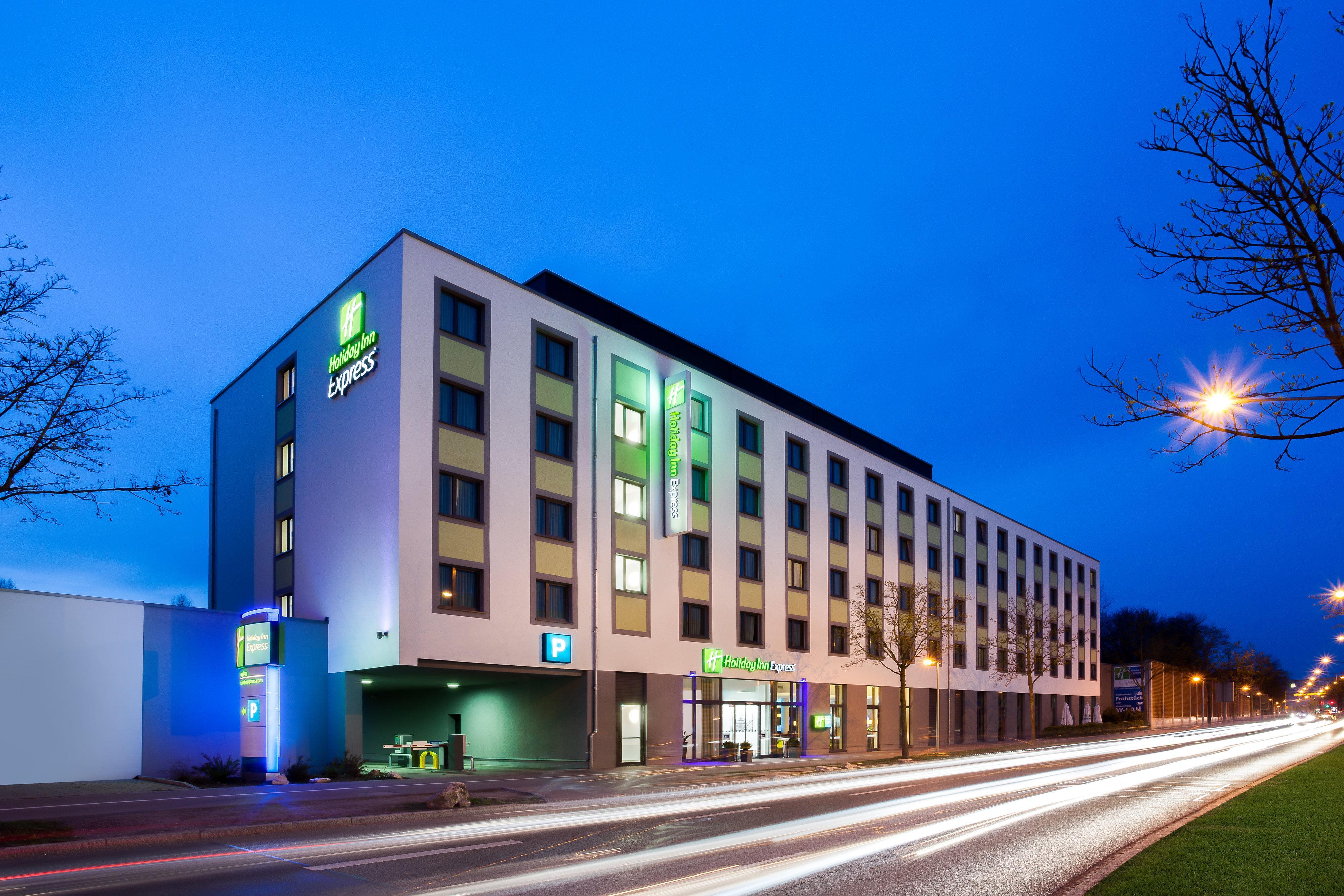 Holiday Inn Express Augsburg, An Ihg Hotel Екстериор снимка