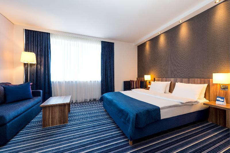 Holiday Inn Express Augsburg, An Ihg Hotel Екстериор снимка